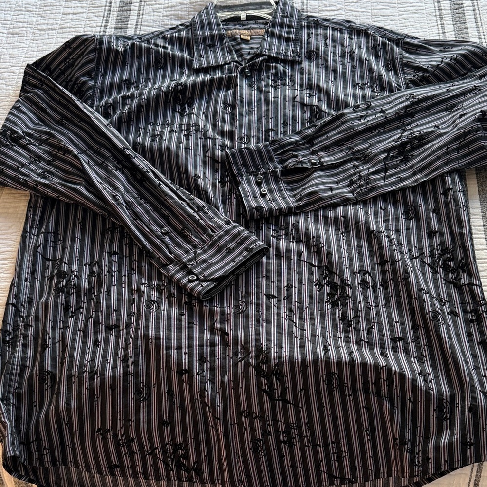 chic Black and Gray Striped Long-Sleeve Button-Down Shirt
